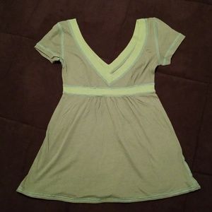 Abercrombie and Fitch top